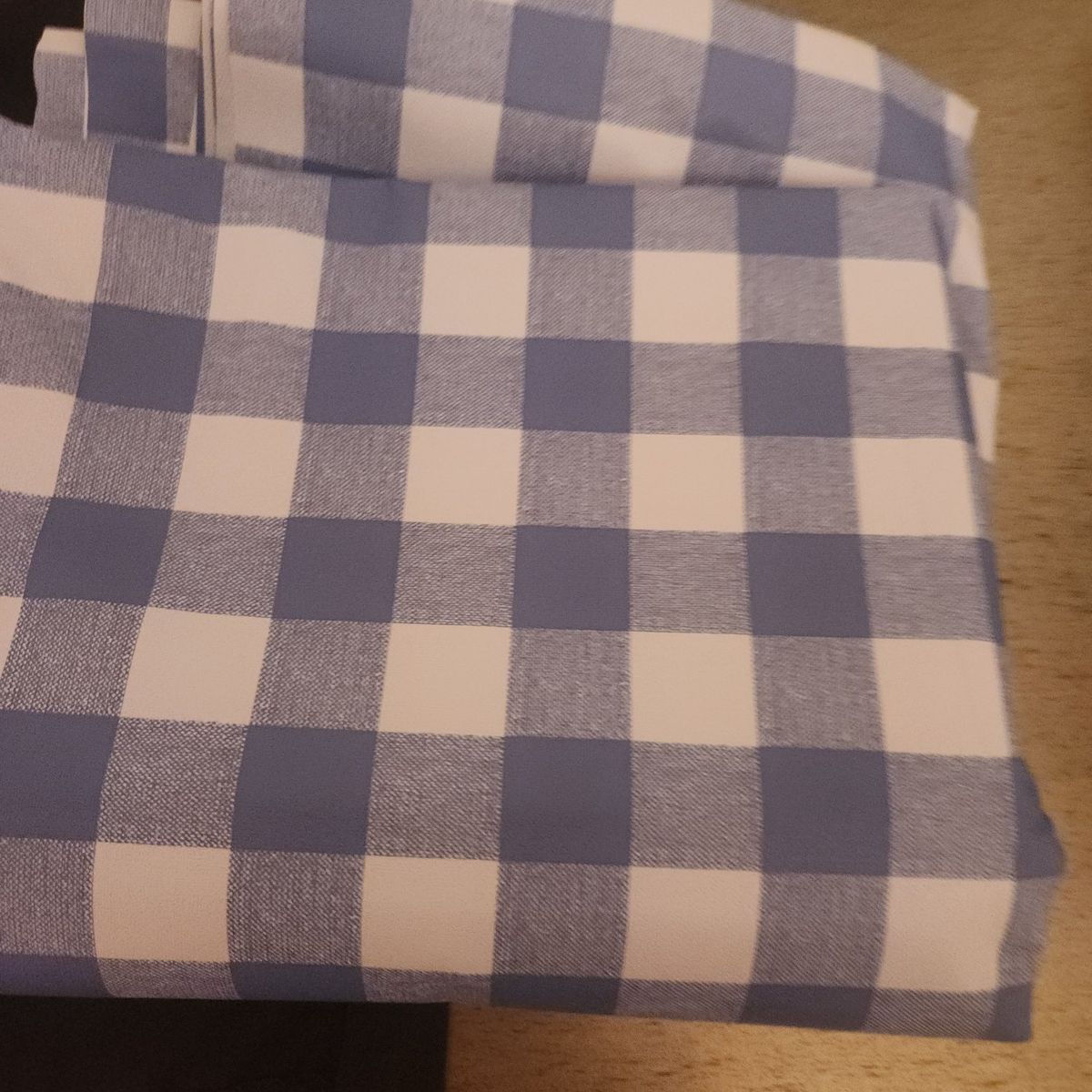 64x108 vinyl table cloth