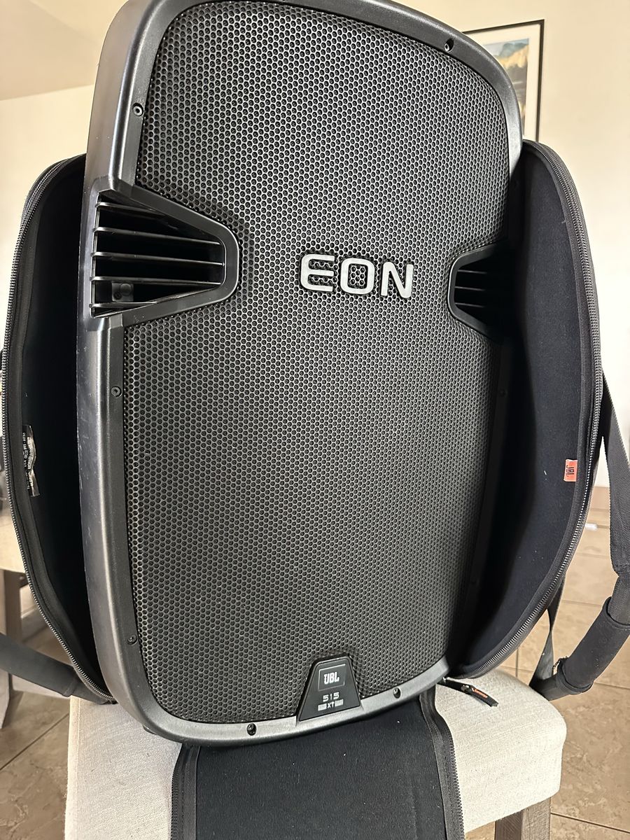 JBL Eon 515TX powered speaker