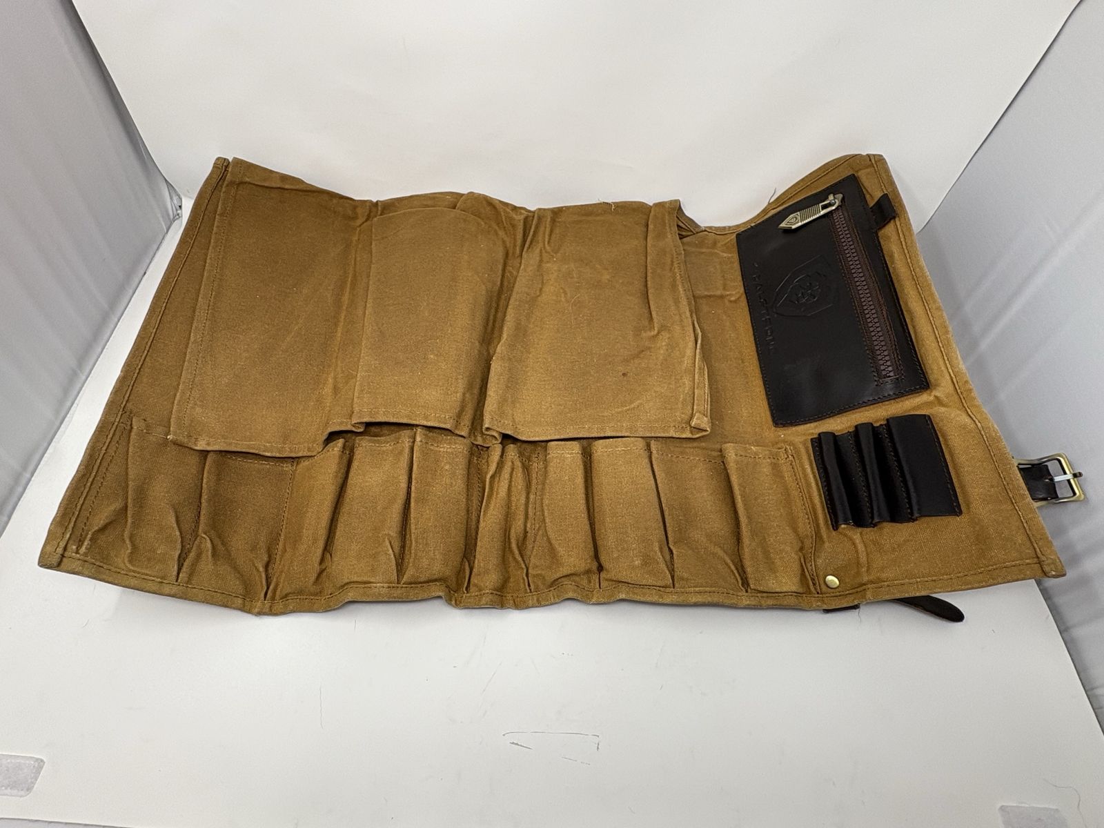 Main image 12