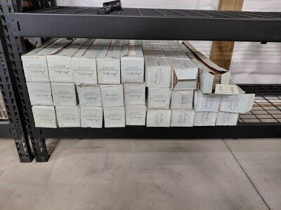 Glazed porcelain tile