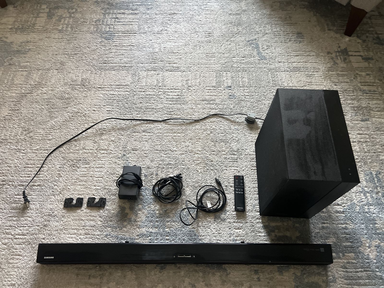 Main image 2