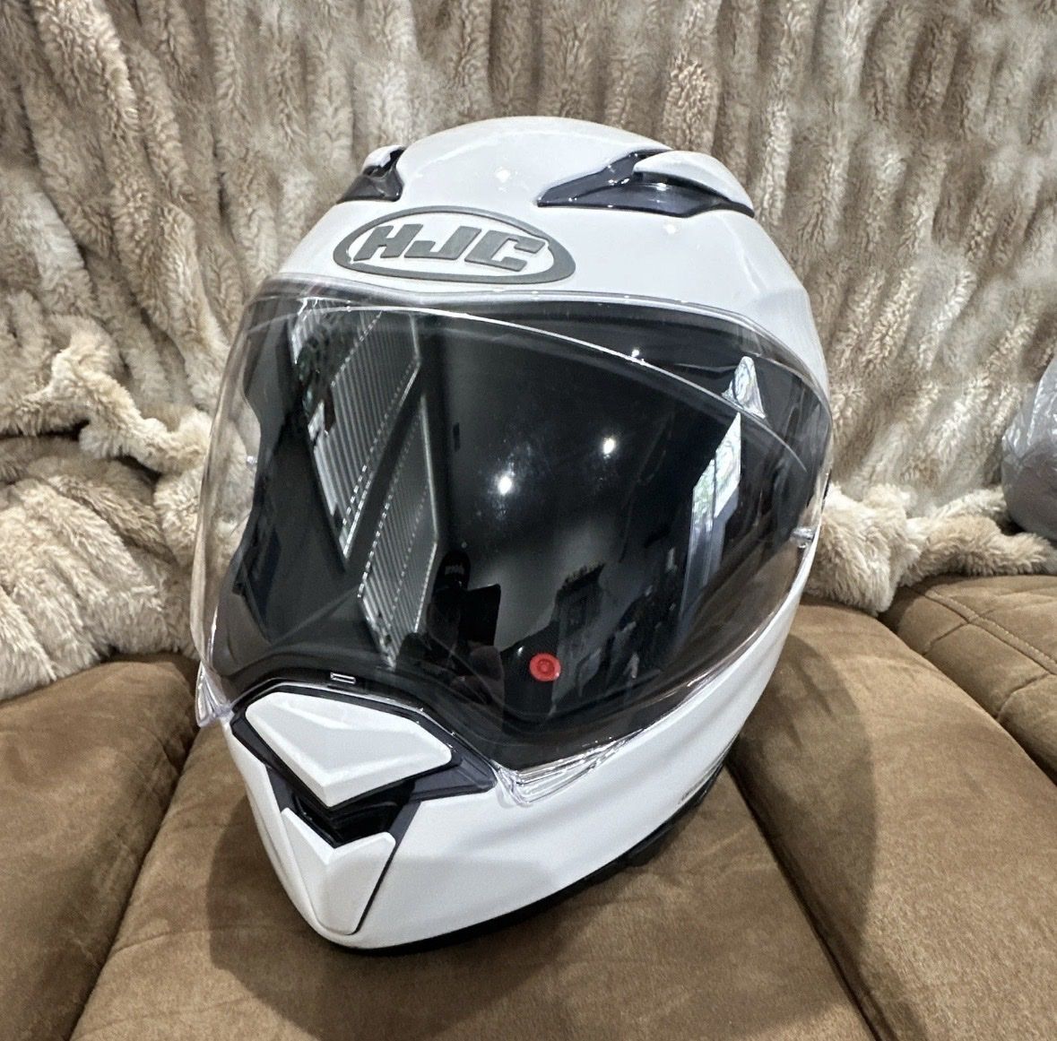 HJC F70 Motorcycle Helmet White XL Full Face with Sun Visor