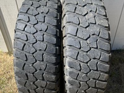 255/75R17 BFG MUD KM2 TIRES