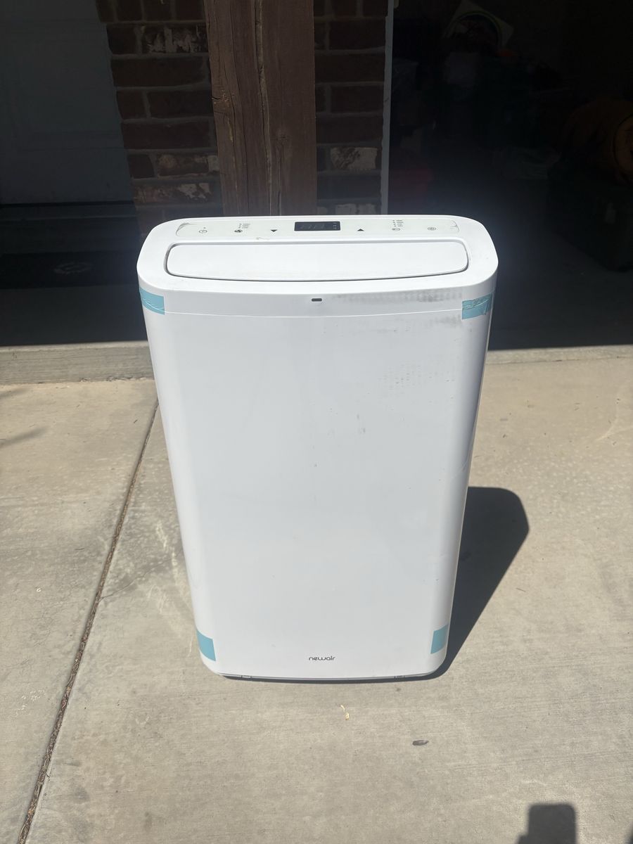 Portable ac/heating unit