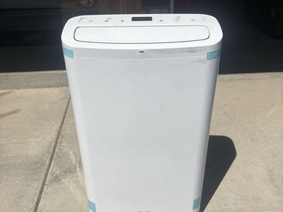 Portable ac/heating unit