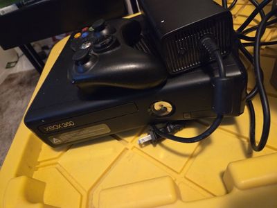 Microsoft Xbox 360 Slim Console Black Bundle with Controller, Power Supply and Games