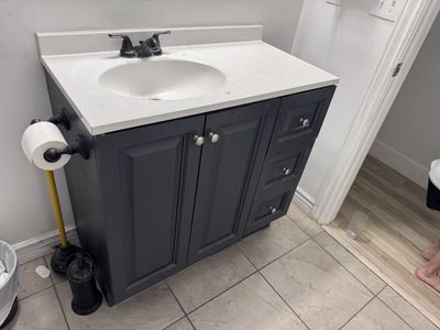 Bathroom vanity