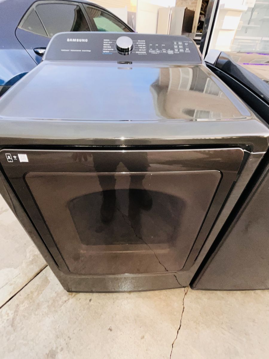 $690 OBO GOOD WASHER AND ELECTRIC DRYER SAMSUNG