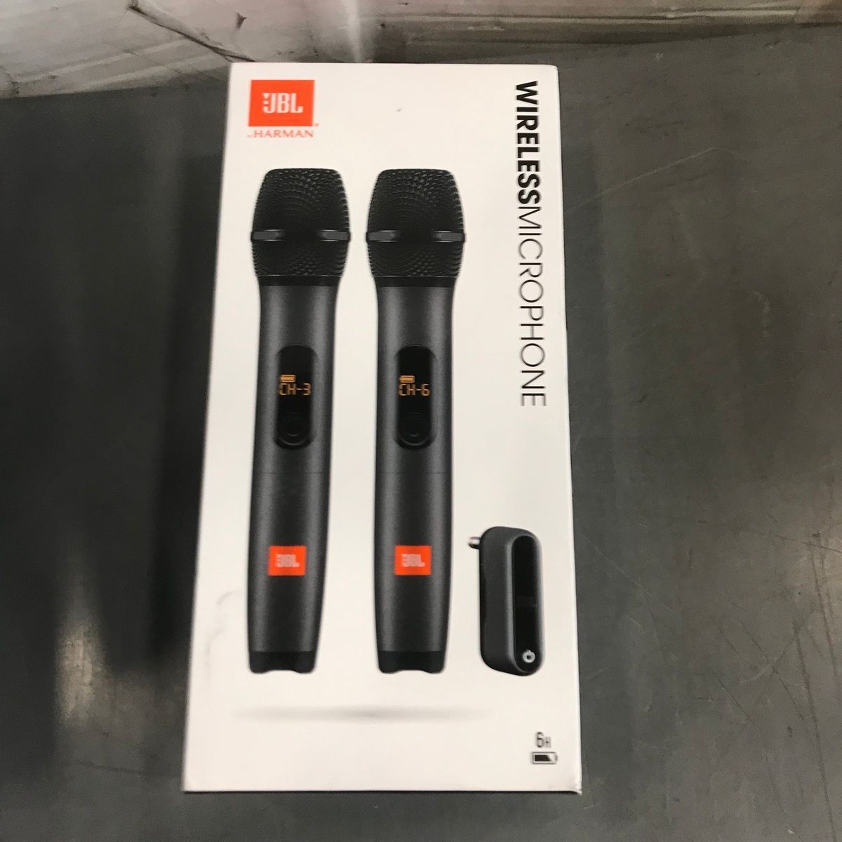 JBL WIRELESS TWO MICROPHONE PLUG AND PLAY SYSTEM WITH DUAL CHANNEL RECEIVER, BLACK