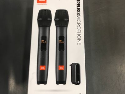 JBL WIRELESS TWO MICROPHONE PLUG AND PLAY SYSTEM WITH DUAL CHANNEL RECEIVER, BLACK