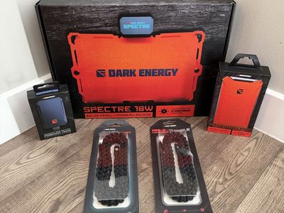 Dark Energy Solar Charging Bundle – Spectre 18W Panel + Poseidon Pro + Accessories – New