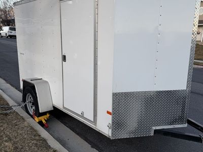 6x10 v nose trailer ramp/side door clean title in hand