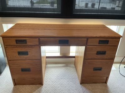 Office Desk/ School Desk