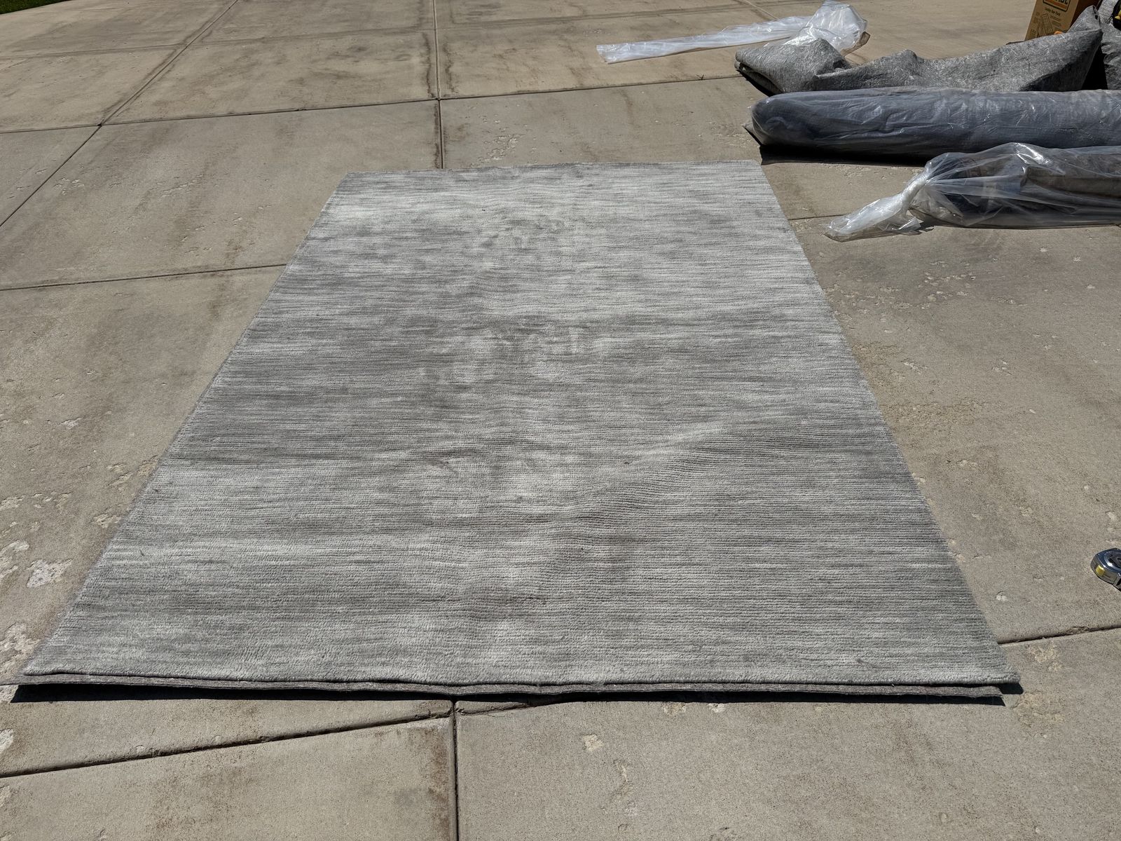 Pottery Barn Teen Grey Rug 7’ x 10’