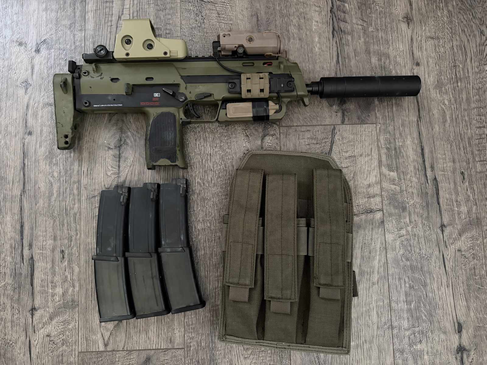 Elite Force/VFC MP7 AEG Package