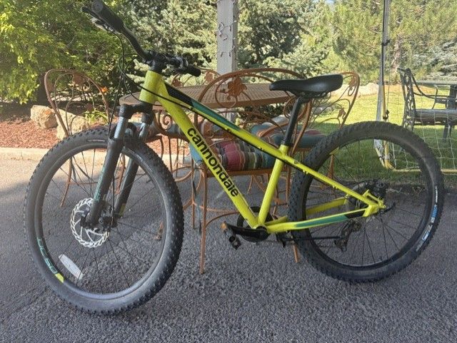 Youth Cannondale Trail Mountain Bike