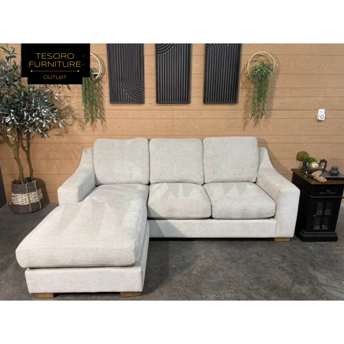 DILLARD REVERSIBLE CHAISE SECTIONAL WE OFFER DELIVERY