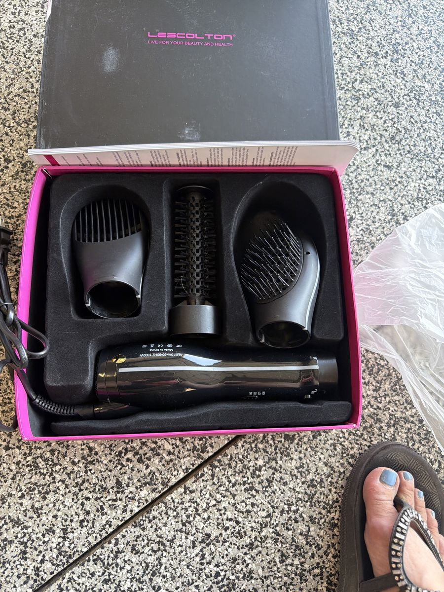 LESCOLTON 1000W 3-in-1 Hair Dryer Brush Styler Volumizer Smoothing Curling Tool - New In Box