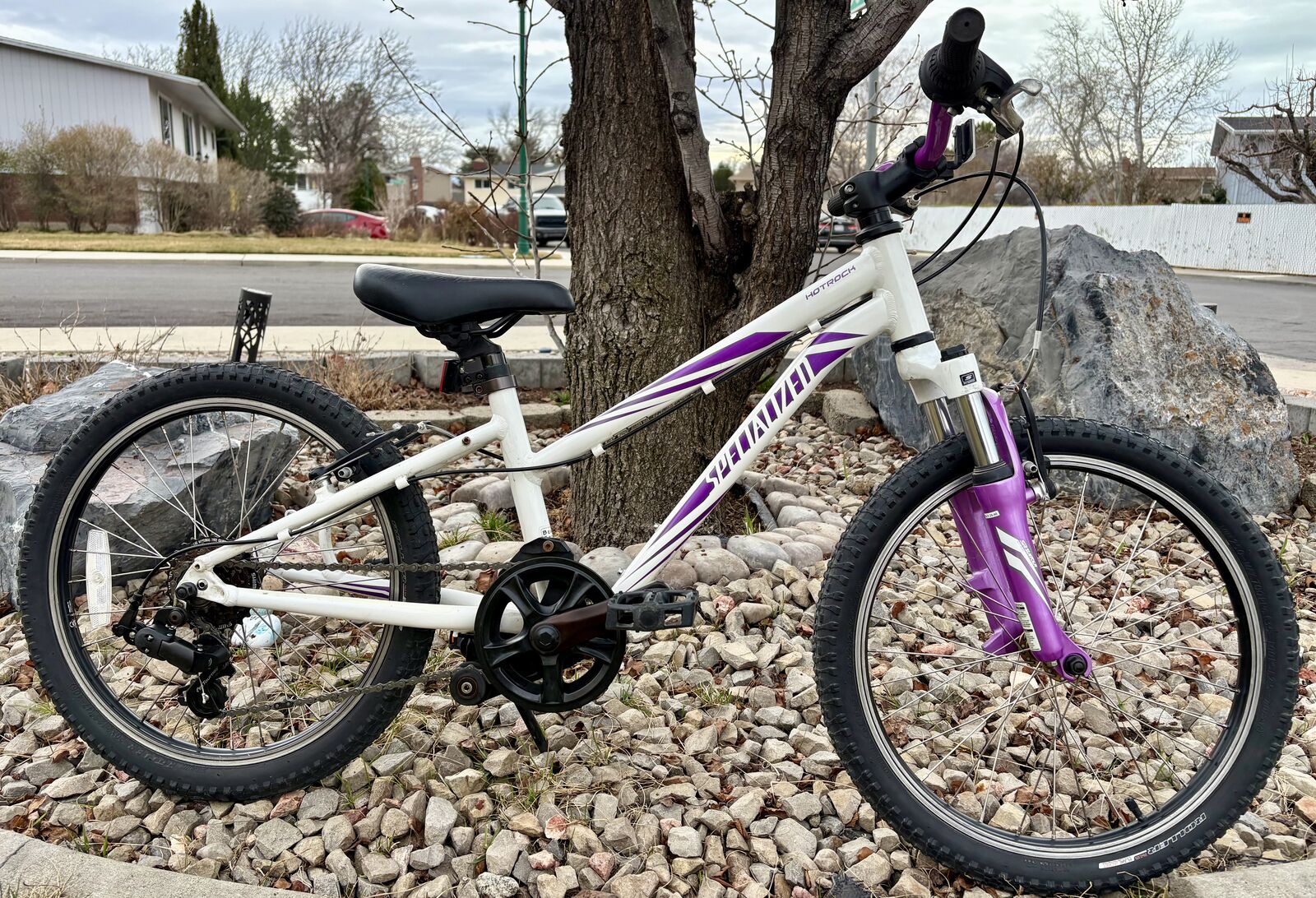 20 Inch Specialized Hot Rock 6 Speed Bike