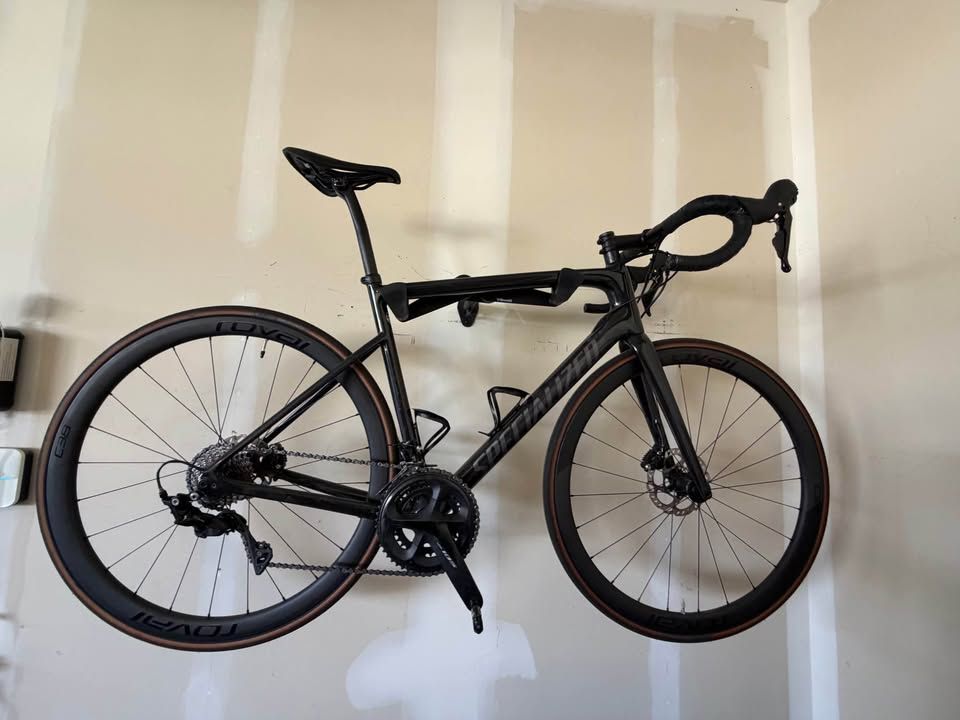 2022 Specialized Tarmac SL6 Disc (56cm) – Upgraded Roval C38 Carbon Wheels, S-Works Tubeless