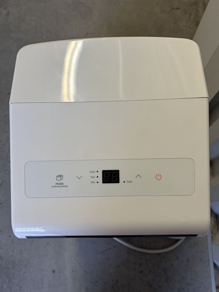 Main image 7