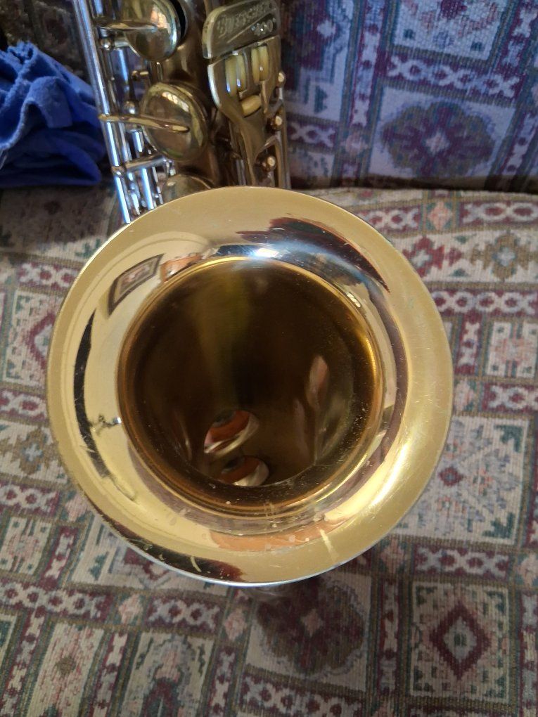 Main image 9