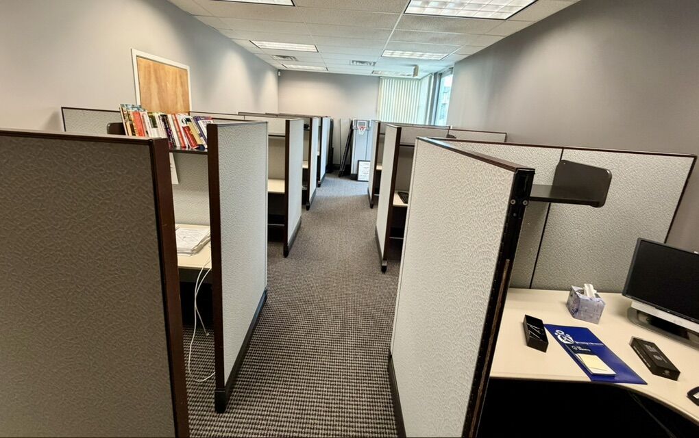 11 Office Cubicals