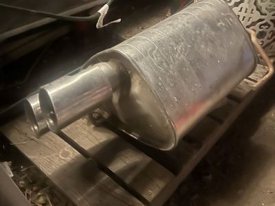 Used Exhaust Muffler with Dual Tips for Car Replacement