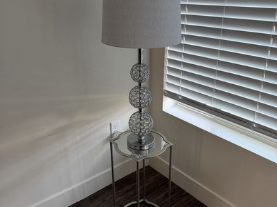 Table Lamp With Stand