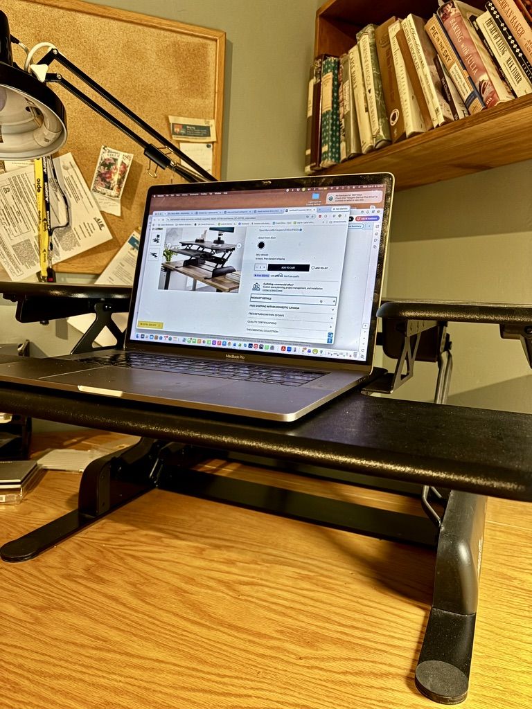 Stand up desk--desktop converter ‘VariDesk’