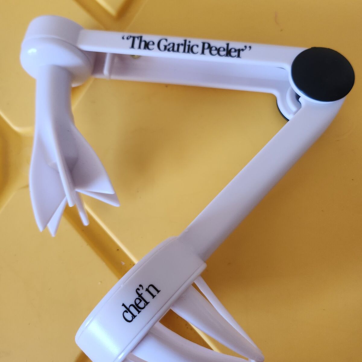 The Garlic Peeler