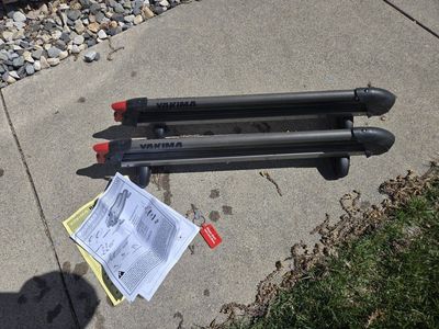 Yakima PowderHound Ski & Snowboard Rack W/Locks