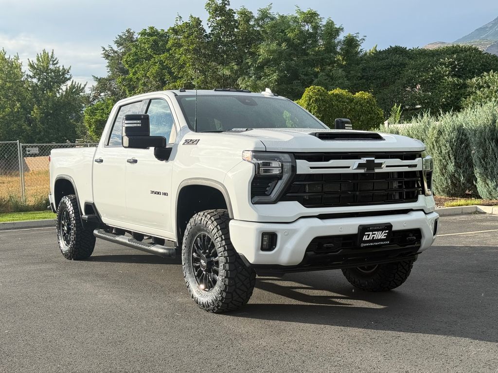 2024 Chevrolet Silverado 3500 LTZ