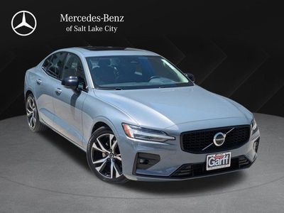 2024 Volvo S60 B5 Plus Dark Theme