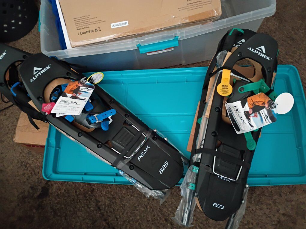 Alptrek Peak snowshoe kits