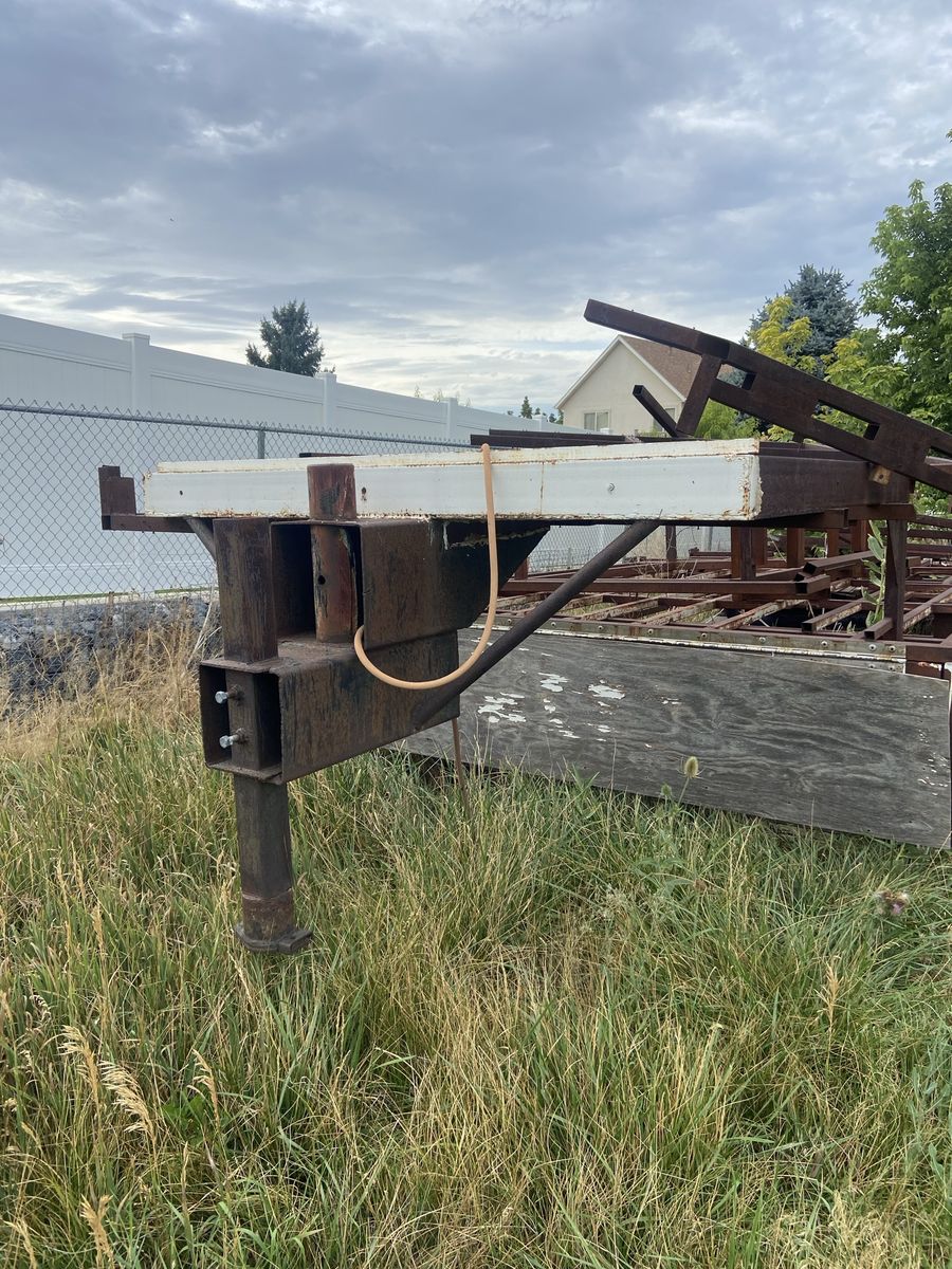 Trailer flatbed 30’