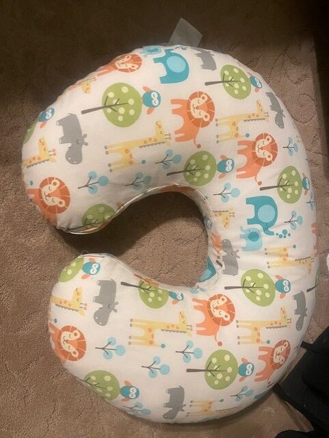Nursing pillow