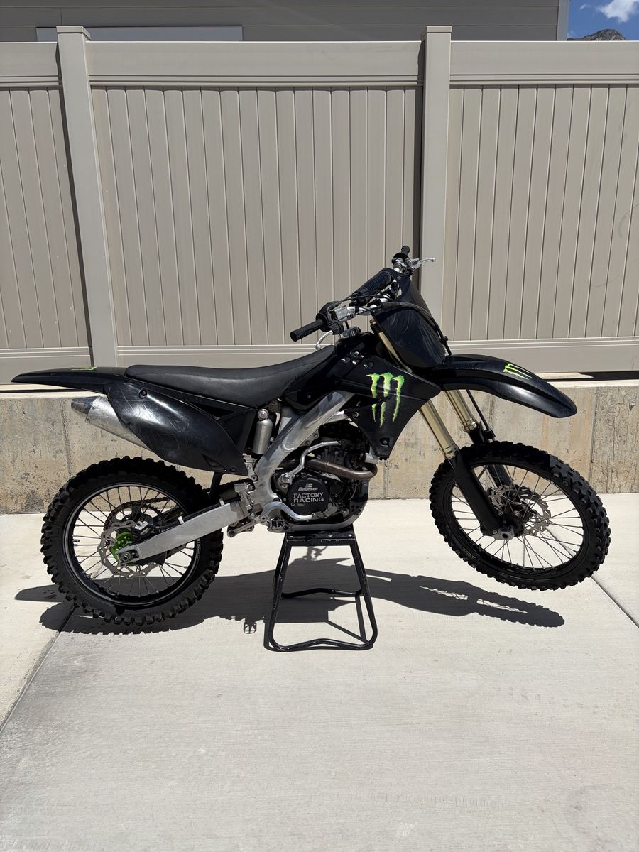 2010 KX250F Dirtbike