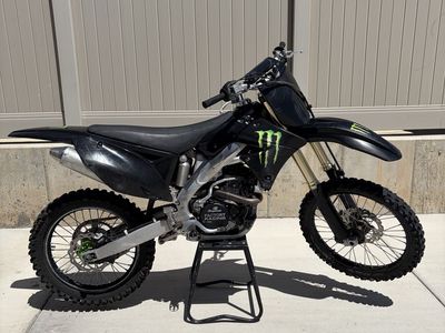 2010 KX250F Dirtbike
