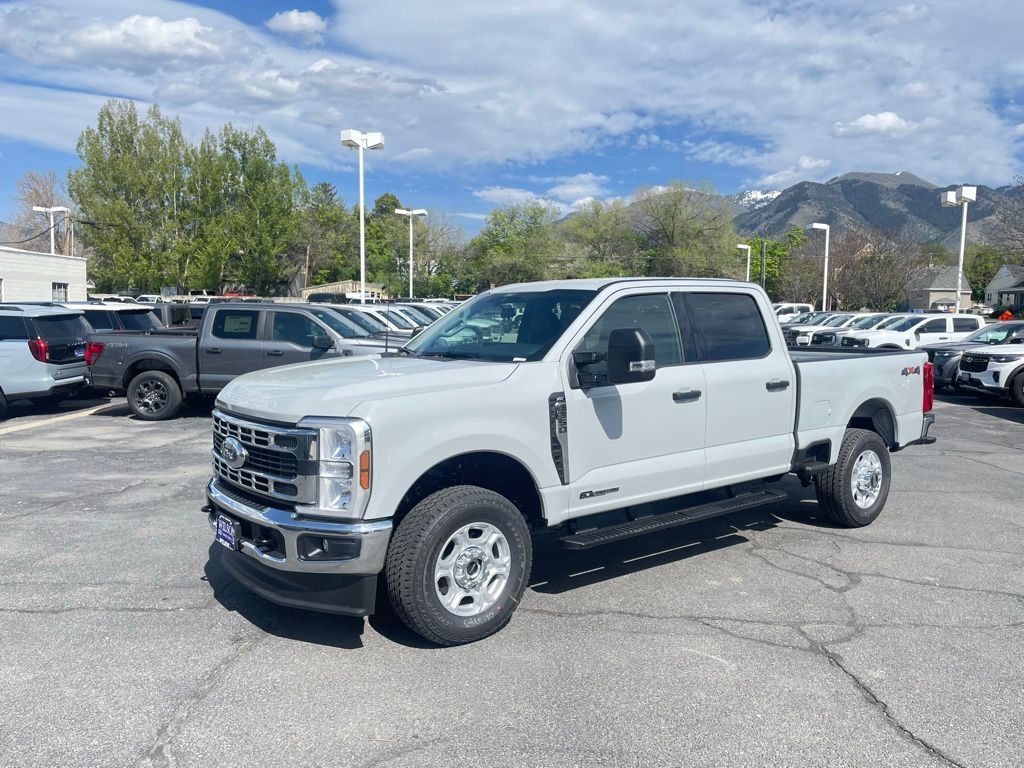 2026 Ford F-350 Super Duty XLT