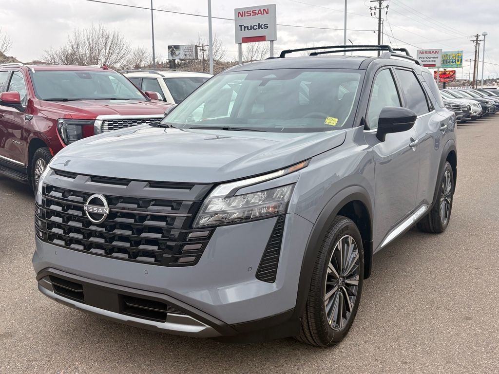 2026 Nissan Pathfinder Platinum