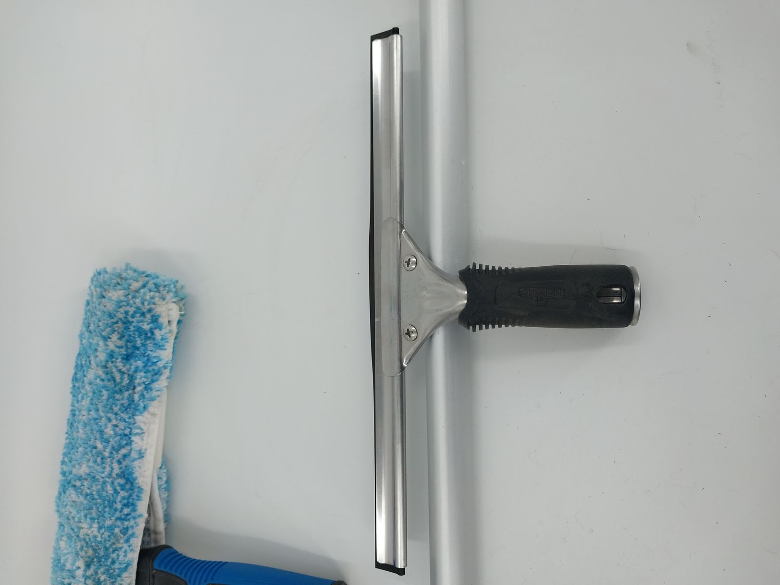Main image 4