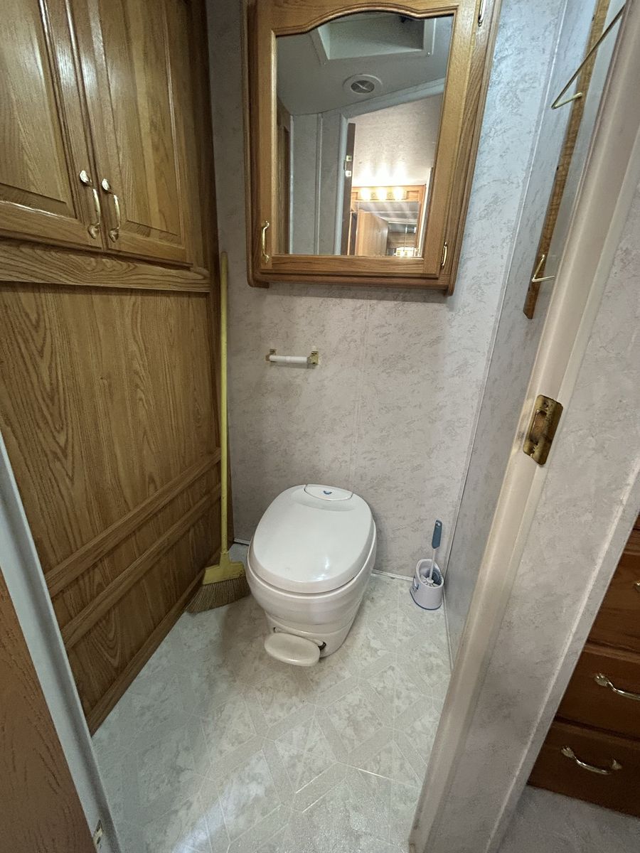 Main image 11