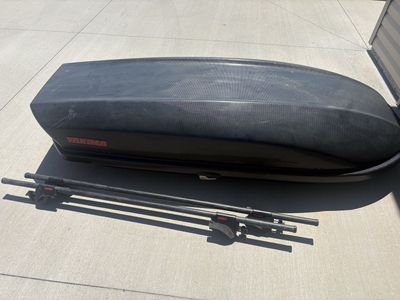 Yakima box with cross bars