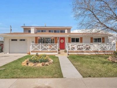 2 Bedroom 1 Bathroom Apartment