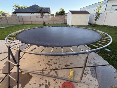 Trampoline
