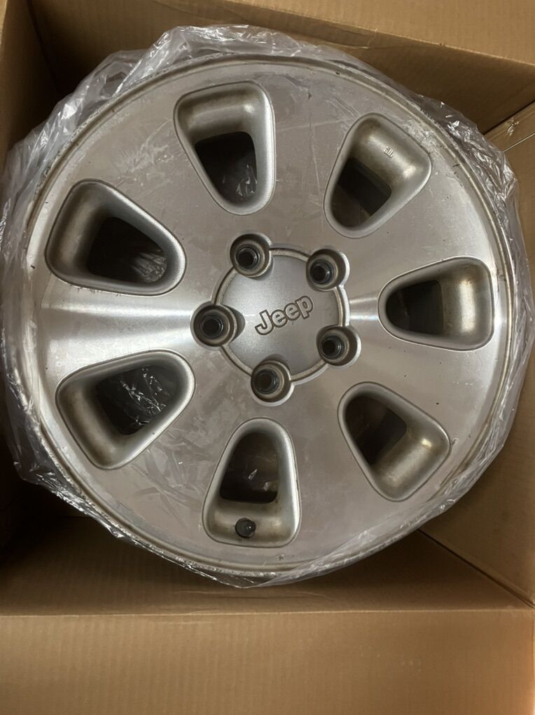 17inch 5 Lug Jeep Rims Set Of 4