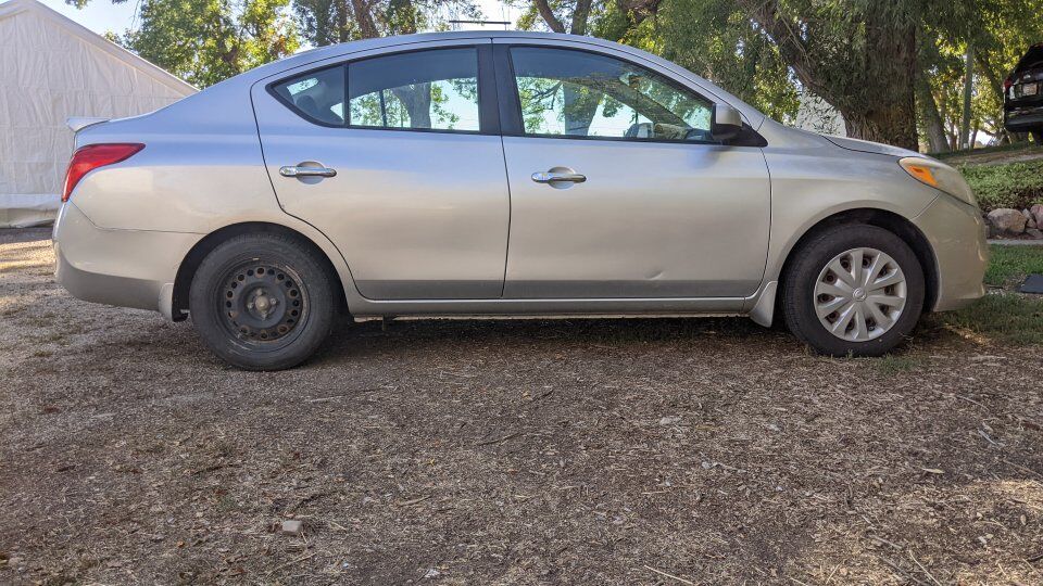 2013 Nissan Versa 1.6 S