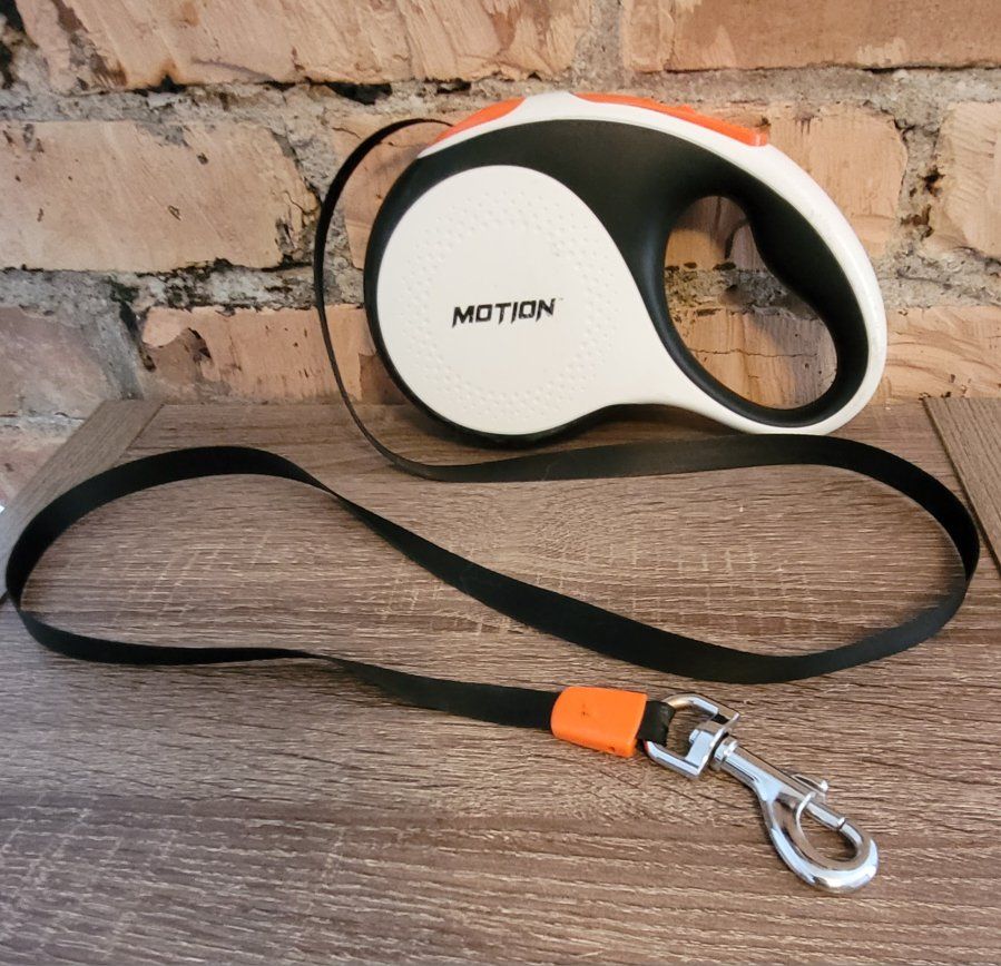 Motion Nylon Tape Retractable Dog Leash