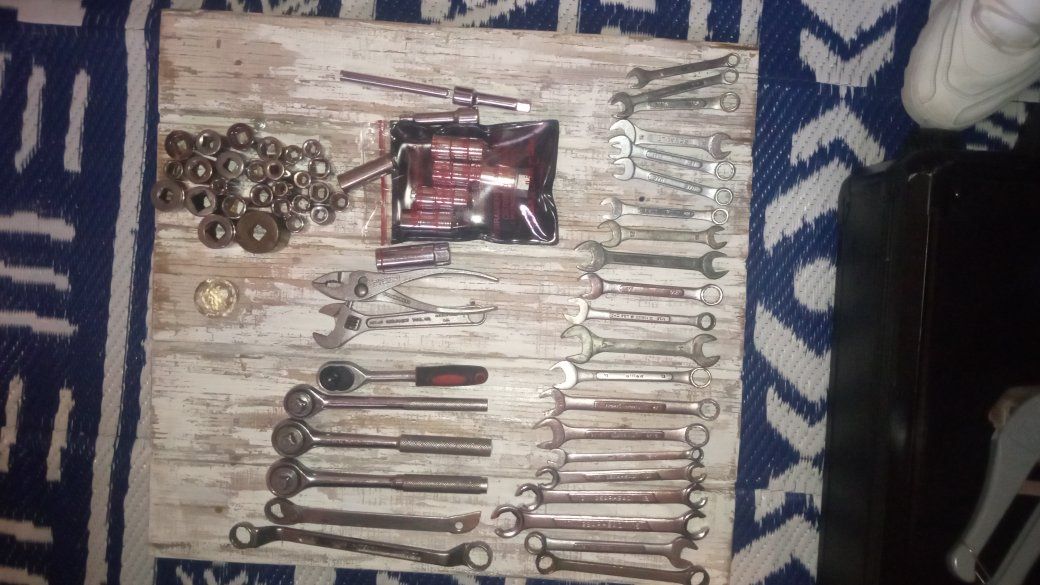 Set of tools. 70 pieces.